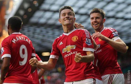 面對來自日 面對來自日