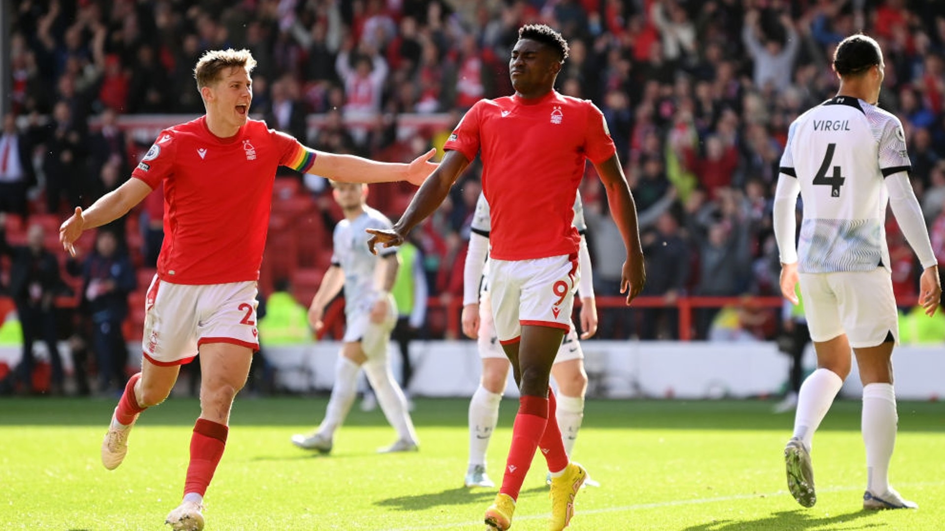 半场采用了 半场采用了